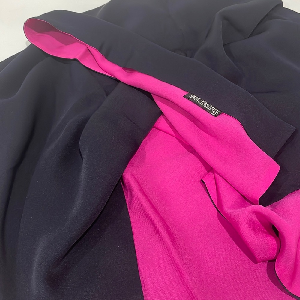 Vintage Double Sided Chanel Silk Scarf. Black reverses to magenta. - Picture 14 of 14